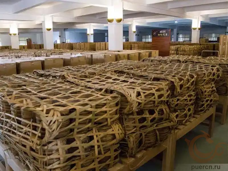 Коллекционеры Дунгуаня распродают старый пуэр. На чайном рынке паника?