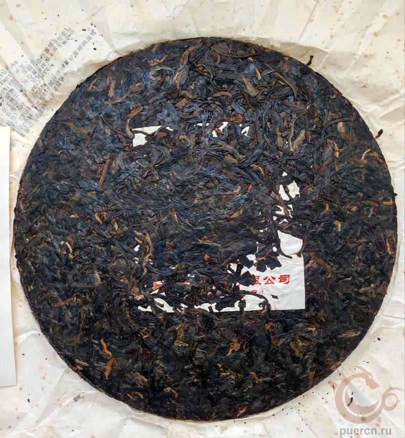 Ту Линь Цяому Цзинпинь, шэн пуэр, 357 гр, 2010 г. - чайный блин Ту Линь Цяому Цзинпинь, шэн пуэр, 357 гр, 2010 г. - чайный блин